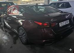 نيسان ألتيما